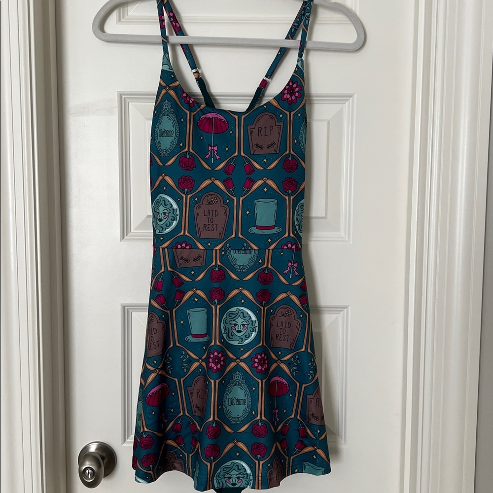 Kingdoms and Co. Haunted Mansion Athletic Dress.  Size Sm/Med